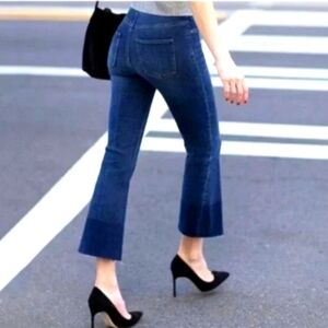 SPANX High Waist Pull On  Cropped Flare Frayed Hem Size Medium